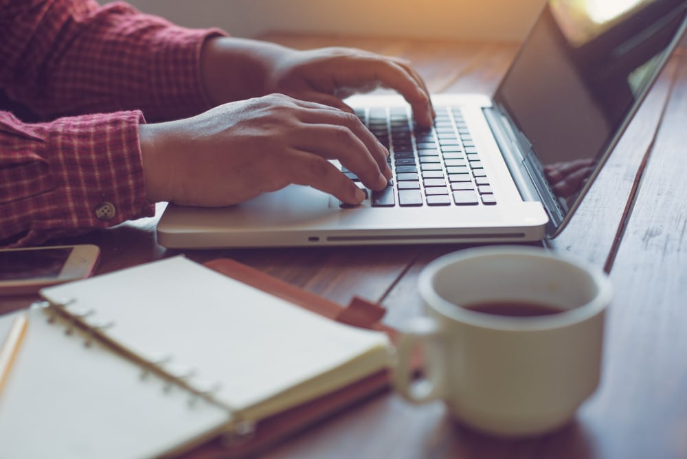 Como um Blog Pode Melhorar Seu SEO e Autoridade Online